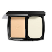 Chanel foundation Ultrawear All-Day Comfort Flawless Finish Compact - makeup compact A Lunga Tenuta 13 G Br32