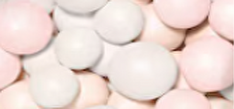 Light Revealing Pearls of Powder Météorites (Light Revealing Pearls of Powder) 20 g - Shade: 01 Pearly White